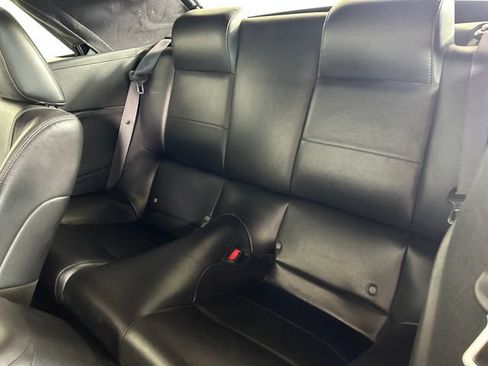 Used 2007 Ford Mustang Convertible RWD image 25