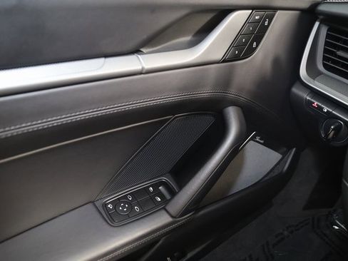 Used 2024 Porsche 911 Targa 4S image 43