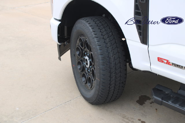 New 2027 Ford F250 XLT w/ XLT Premium Package AWD/4WD image 5