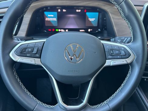 Used 2026 Volkswagen Atlas SE AWD/4WD image 11