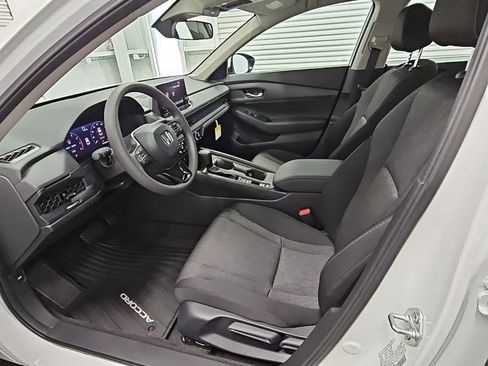 New 2025 Honda Accord LX image 10