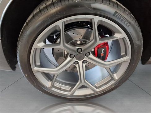 New 2026 Audi RS Q8 performance image 7