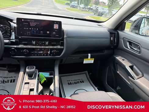 New 2026 Nissan Pathfinder SV w/ Cargo Package FWD image 32