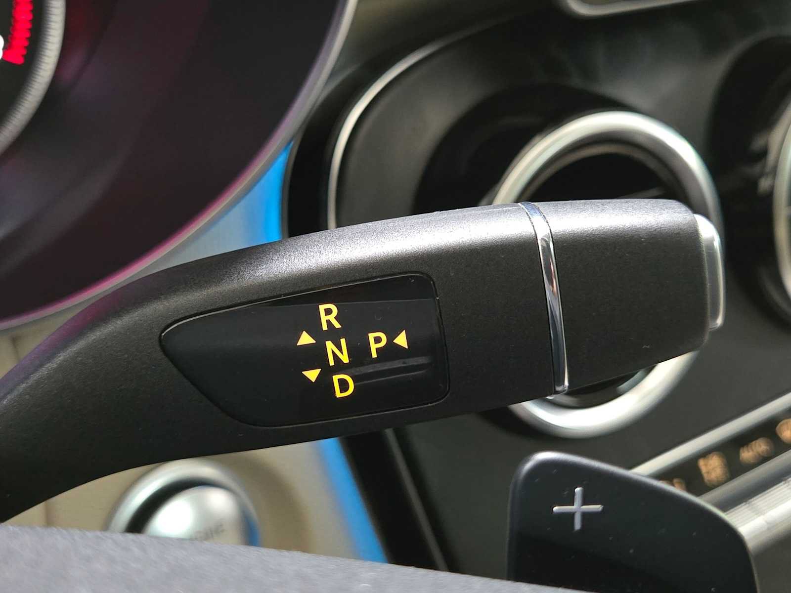 Used 2019 Mercedes-Benz GLC 300 4MATIC image 33