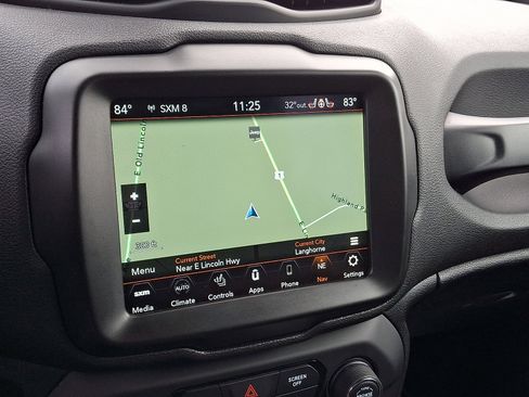 Certified 2022 Jeep Renegade Altitude w/ Convenience Group image 16