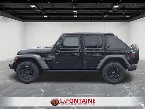 Used 2021 Jeep Wrangler Unlimited Sport AWD/4WD image 2