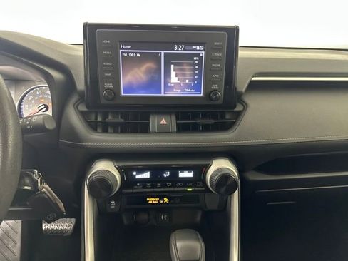 Used 2019 Toyota RAV4 LE image 22