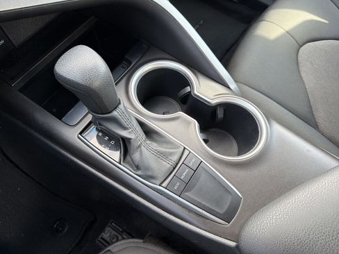 Used 2024 Toyota Camry LE image 20