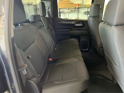 Used 2023 GMC Sierra 1500 Elevation image 21