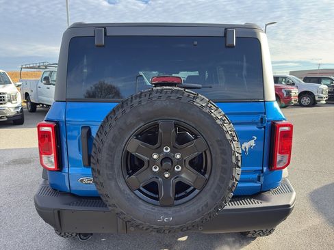 New 2025 Ford Bronco Big Bend w/ Black Diamond Package AWD/4WD image 6