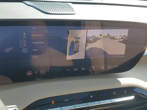 Certified 2026 Buick Enclave Preferred w/ Power Package AWD/4WD image 28