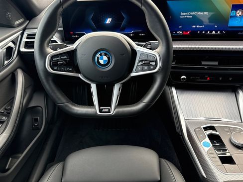 Certified 2025 BMW i4 xDrive40i w/ M Sport Package image 18