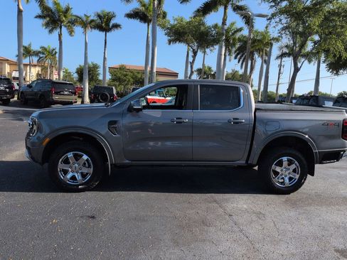 Used 2025 Ford Ranger Lariat w/ Chrome Accent Package image 6