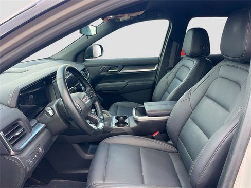 Certified 2026 GMC Terrain Elevation w/ Elevation Premium Package image 10