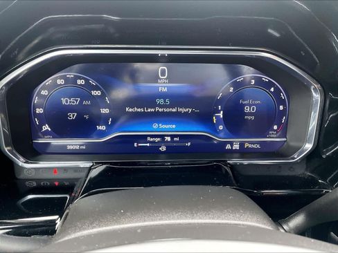 Used 2023 Chevrolet Silverado 1500 LT image 24