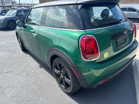 Used 2024 MINI Cooper SE FWD image 3