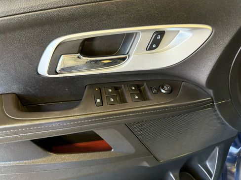 Used 2016 Chevrolet Equinox LS image 9