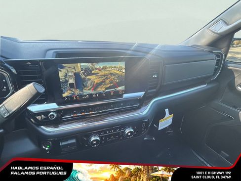 New 2026 GMC Sierra 1500 SLE w/ Preferred Package RWD image 19