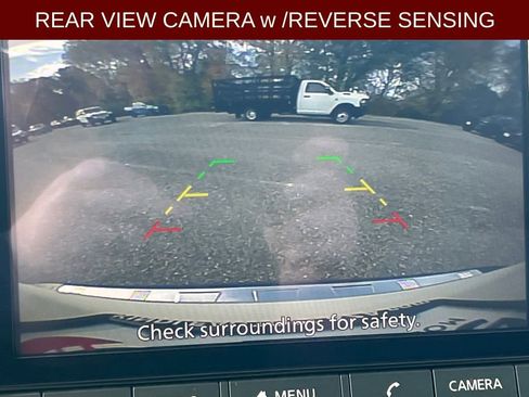 Used 2023 Nissan Rogue SV image 6