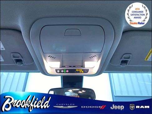 Used 2021 Chevrolet Equinox LT w/ LPO, Floor Liner Package image 27