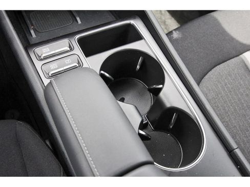 Used 2025 Hyundai Sonata SEL FWD image 32