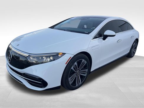 Used 2022 Mercedes-Benz EQS 450+ Sedan image 9