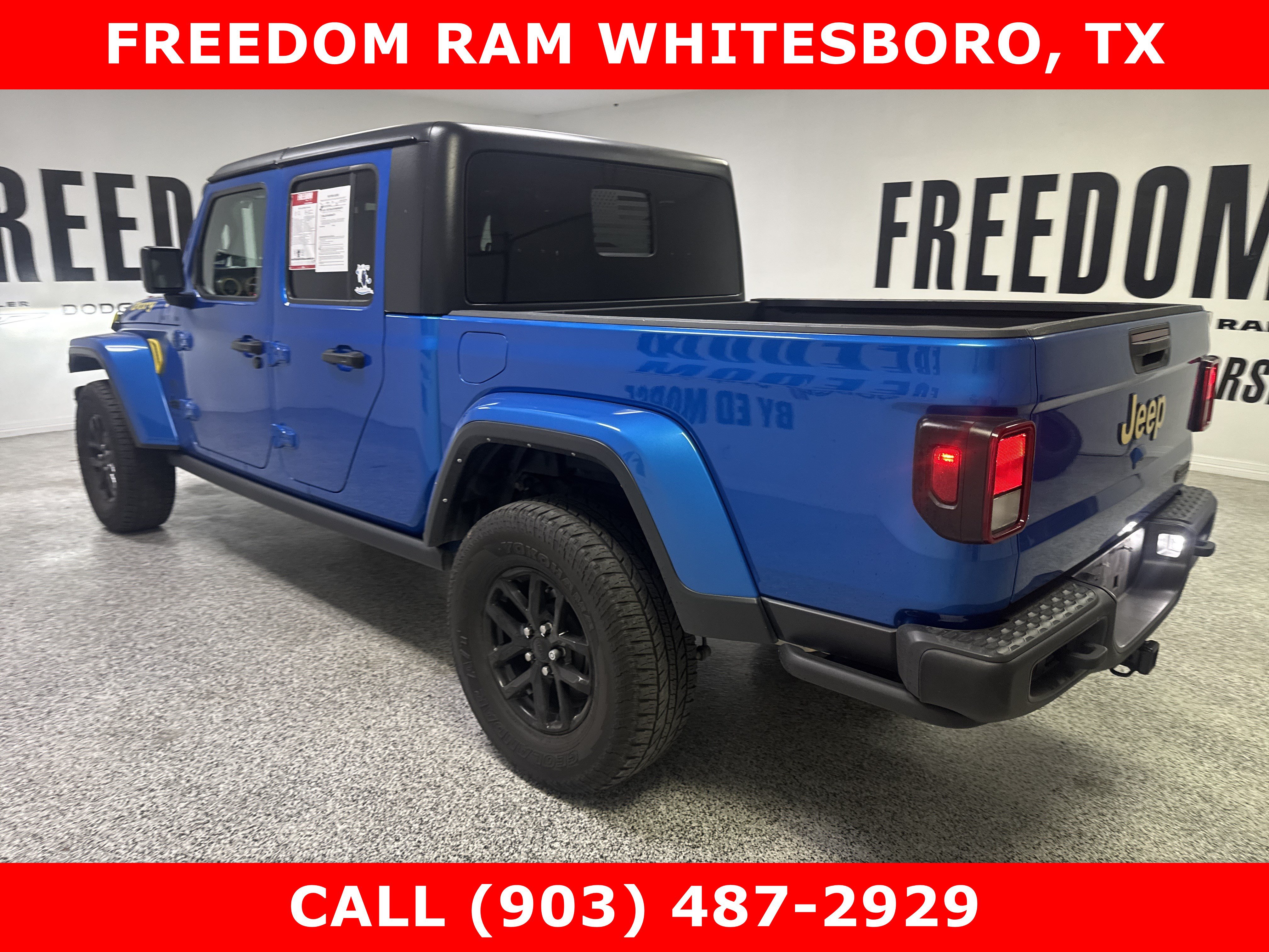 Used 2023 Jeep Gladiator Sport AWD/4WD image 12