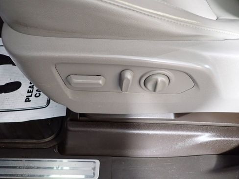 Used 2019 Chevrolet Silverado 1500 LTZ w/ LTZ Premium Package image 27