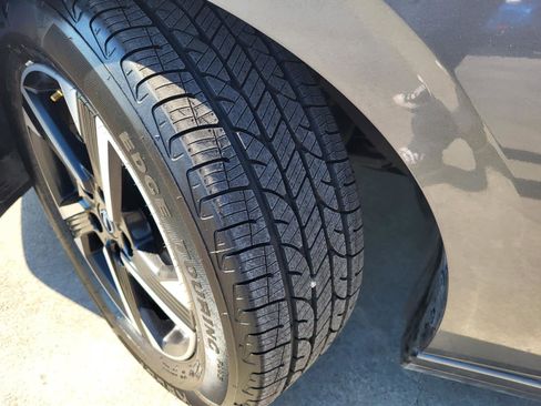 Used 2024 Nissan Sentra SV image 27