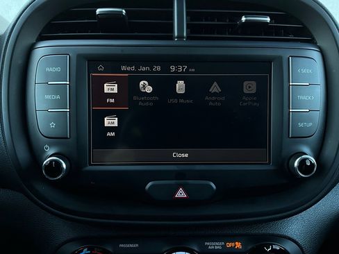 Used 2025 Kia Soul LX w/ LX Technology Package image 28