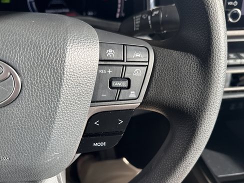 Used 2025 Toyota Camry LE image 19