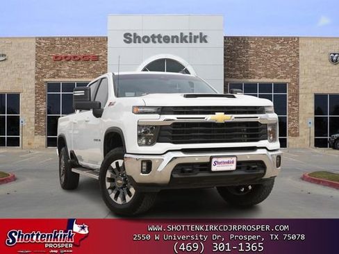 Used 2025 Chevrolet Silverado 2500 LT w/ Safety Package AWD/4WD image 1