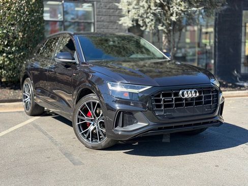 Used 2019 Audi Q8 Premium Plus w/ Premium Plus image 7