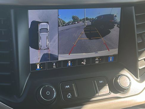 Certified 2022 GMC Acadia Denali w/ Denali Ultimate Package image 20