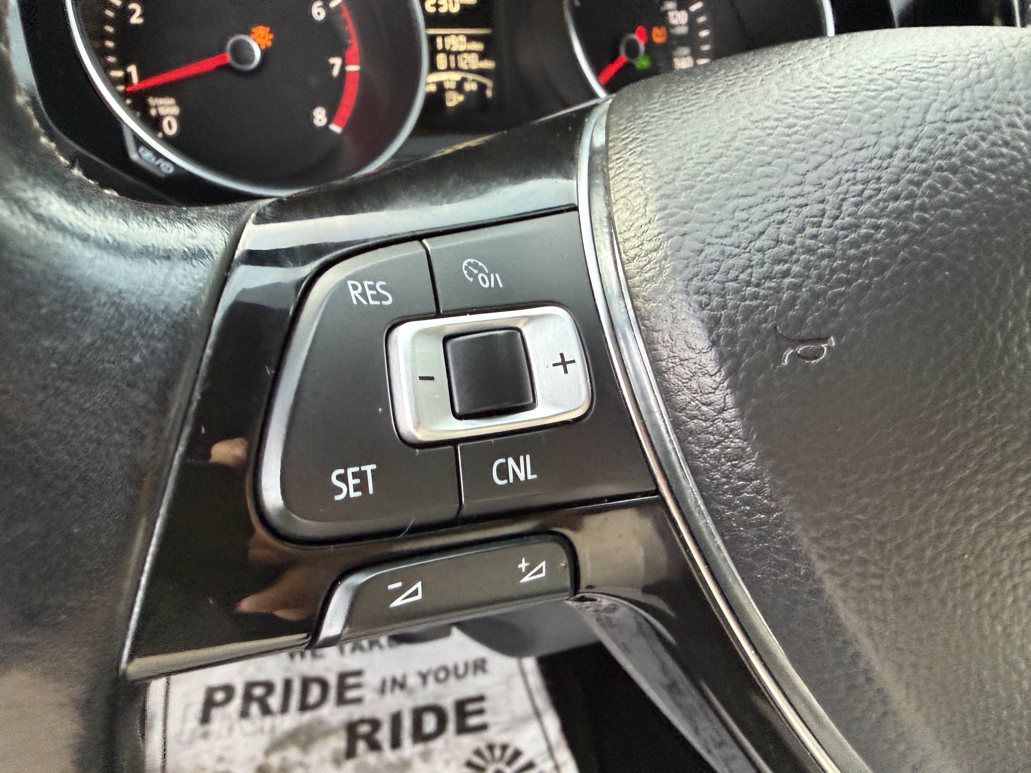 Used 2016 Volkswagen Jetta Sport FWD image 28