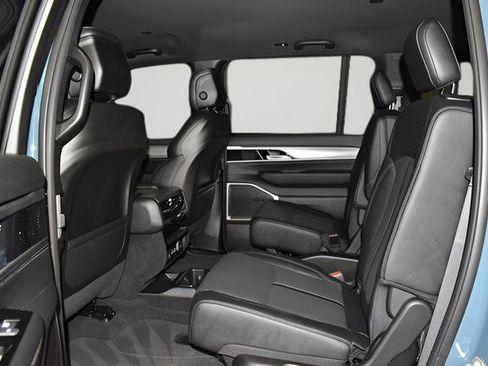 New 2026 Jeep Grand Wagoneer Limited AWD/4WD image 24