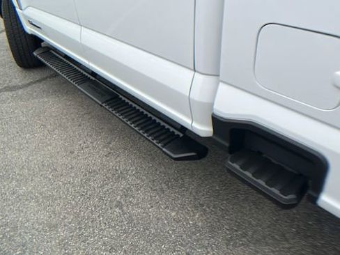 Used 2024 Ford F250 XLT image 25