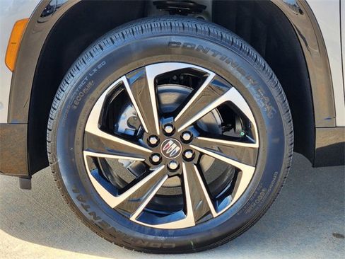 New 2025 Buick Enclave Sport Touring w/ Super Cruise Package image 10