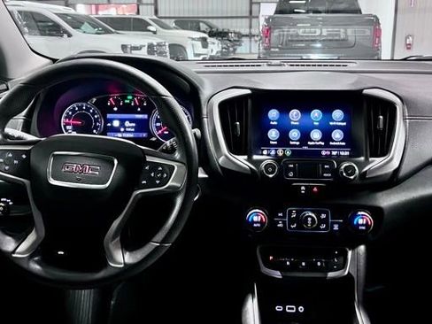 Used 2022 GMC Terrain SLE w/ Driver Convenience Package AWD/4WD image 24