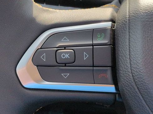 New 2026 Jeep Compass Latitude AWD/4WD image 24
