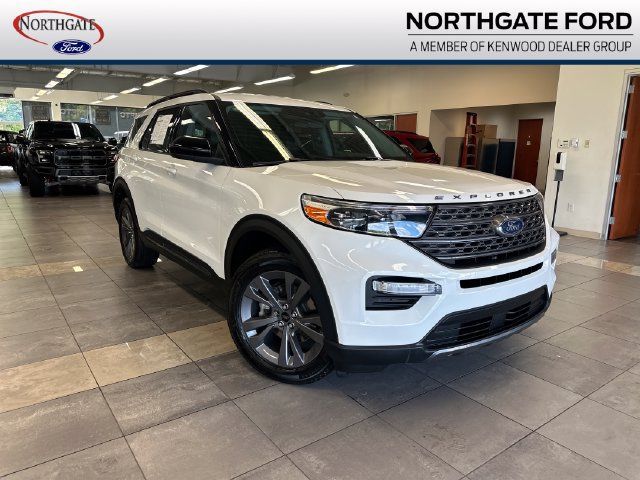 Used 2023 Ford Explorer XLT w/ Equipment Group 202A AWD/4WD 360° Tour