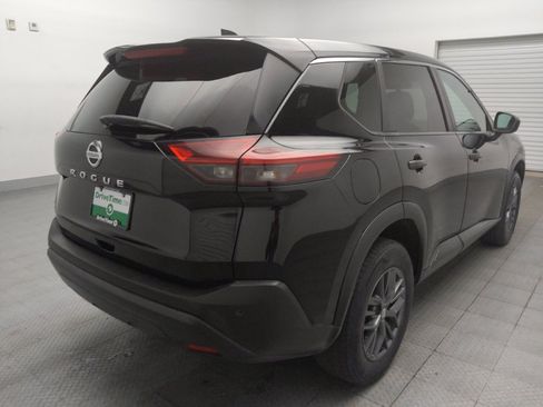 Used 2021 Nissan Rogue S FWD image 9