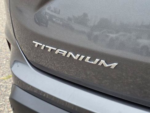 Used 2024 Ford Edge Titanium AWD/4WD image 29