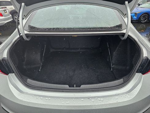 Used 2020 Chevrolet Malibu LT image 19