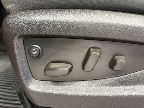 Used 2016 GMC Sierra 1500 SLE w/ SLE Value Package AWD/4WD image 22