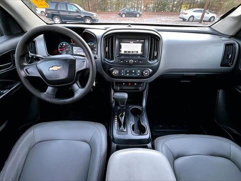 Used 2018 Chevrolet Colorado W/T image 8