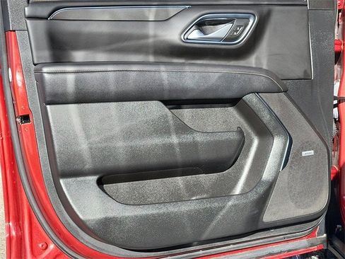 Used 2024 GMC Yukon XL AT4 image 23