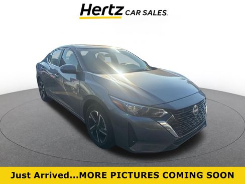 Used 2025 Nissan Sentra SV FWD image 1