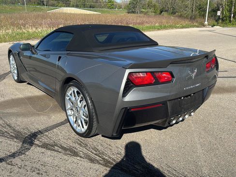 Used 2015 Chevrolet Corvette Stingray Convertible w/ 2LT Preferred Equipment Group RWD image 3