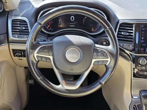 Used 2021 Jeep Grand Cherokee Limited image 27